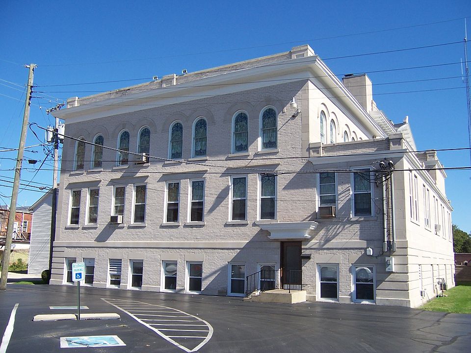 2nd image of 220 S Main St