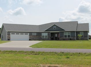 17150 Timberlake Ct, Boonville, MO 65233