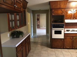 306 S Crawford St, Frontenac, KS 66763