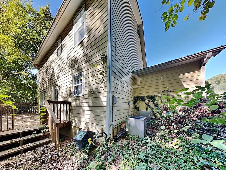 424 Spring Falls Dr — Photo 21