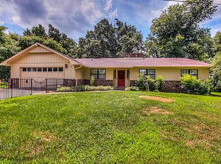 16515 Ranchero Rd, Springdale, AR 72764