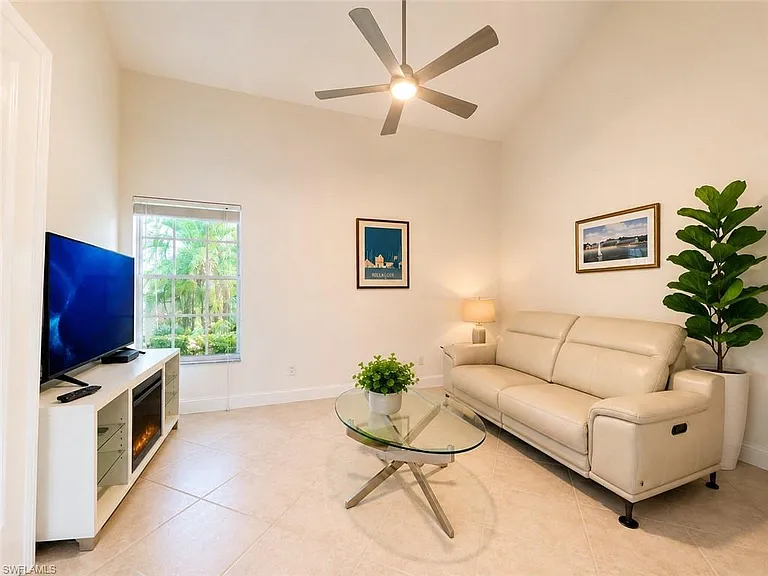 25151 Bay Cedar Dr — Photo 13