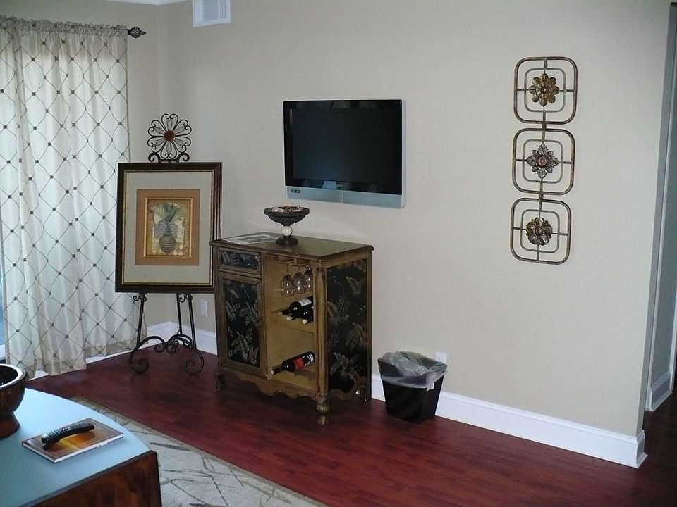 2nd image of 895 Ketch Ct