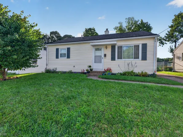 1025 Park Ave NE, North Canton, OH 44720