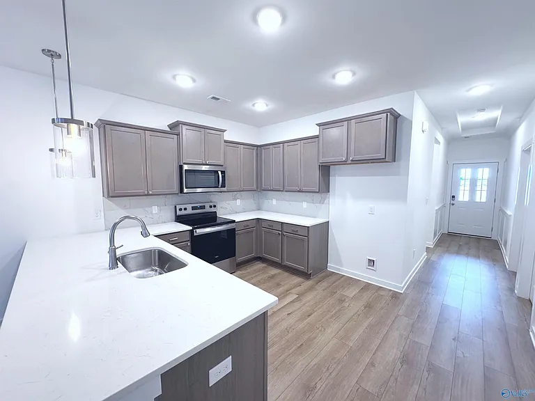 27573 Brisk Dr — Photo 16