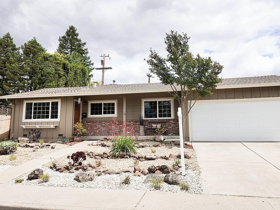 1st image of 2290 La Mar Dr