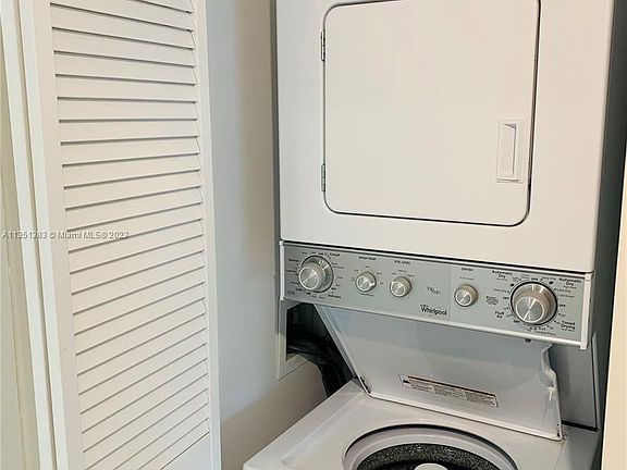 5th image of 2412 NE 26th St #1-10