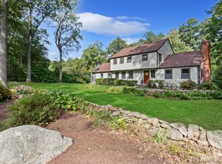 66 Beaver Pond Rd, Madison, CT 06443