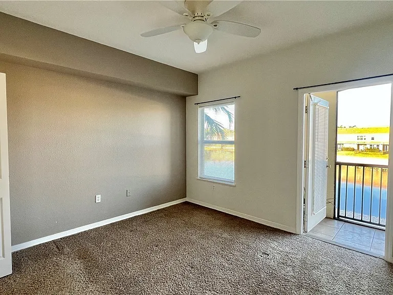 11540 Villa Grand #1216 — Photo 6