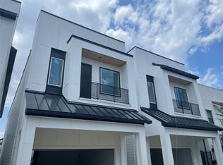 5534 Darling St, Houston, TX 77007