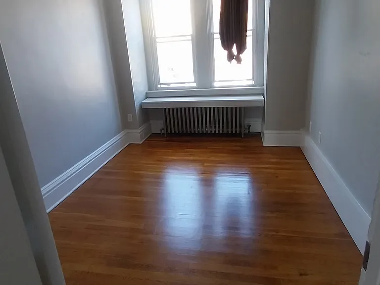 230 Green St #3 — Photo 1