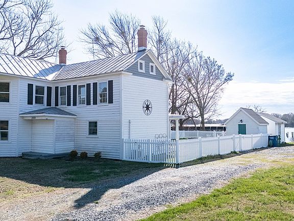 2nd image of 2974 Harryhogan Rd