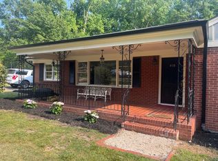 408 Holland Rd, Fuquay Varina, NC 27526