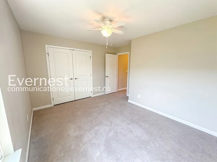 206 Welcombe St — Photo 17