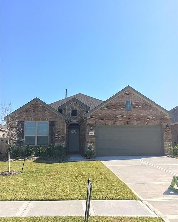 1st image of 3018 Royal Albatross Dr