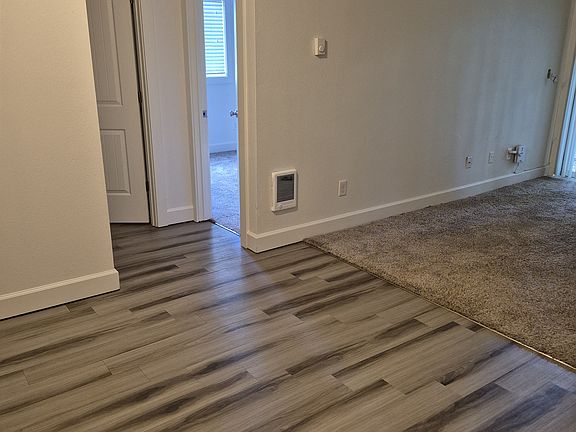 4th image of 6830 N Columbia Way APT 1