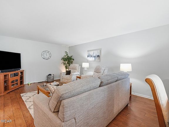 5th image of 2531 Struthmore Dr