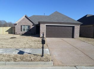 1108 Darren Cir W, Cordova, TN 38018