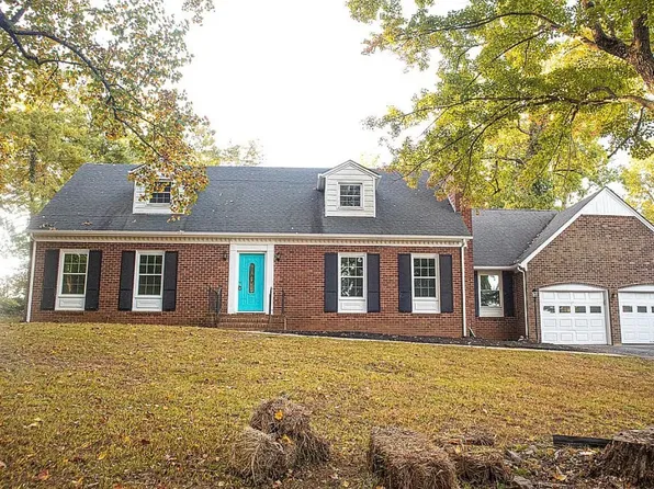 219 River Oak Dr, Danville, VA 24541