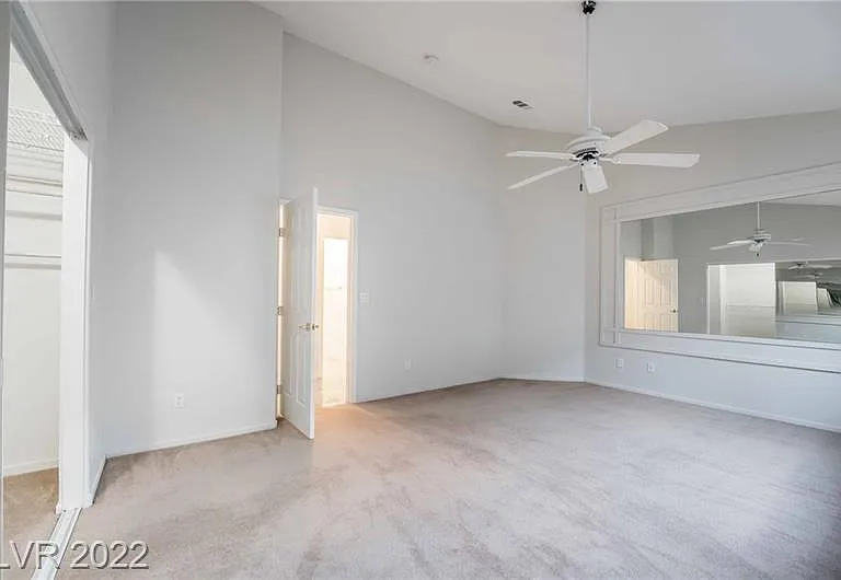 8043 Shadowvale Dr — Photo 17