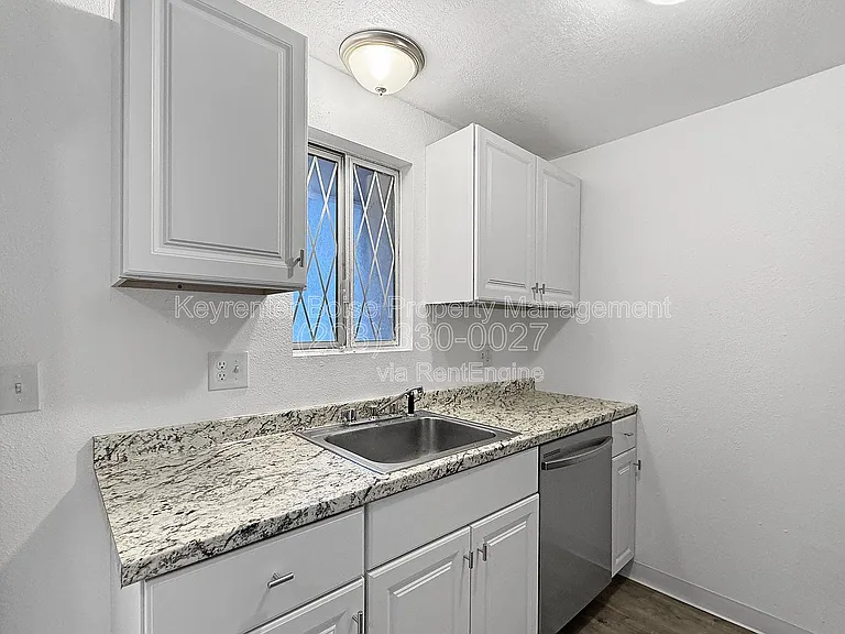 4813 W Targee St — Photo 7