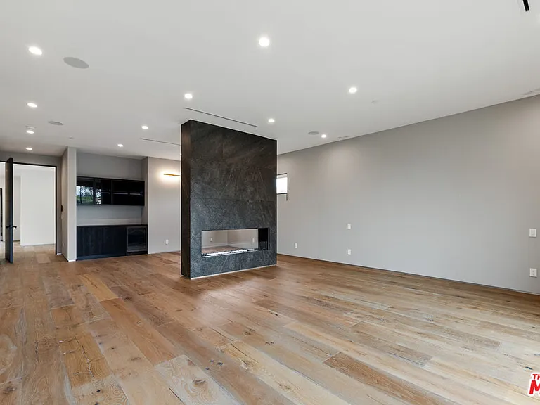 738 N Harper Ave — Photo 33