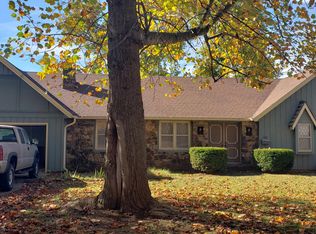 4073 S Broadway Ave, Springfield, MO 65807