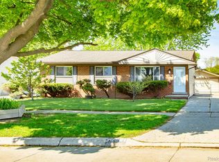 33301 Janet, Fraser, MI 48026