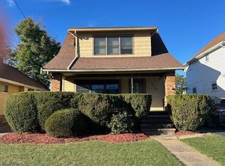 4710 Maplecrest Ave, Parma, OH 44134