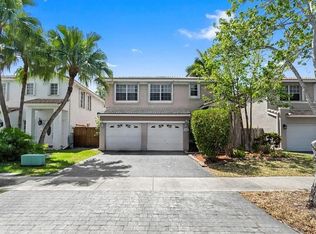 5953 SW 112th Ln, Fort Lauderdale, FL 33330
