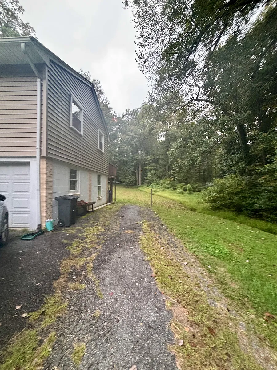Building Photo - 6828 Redberry Rd