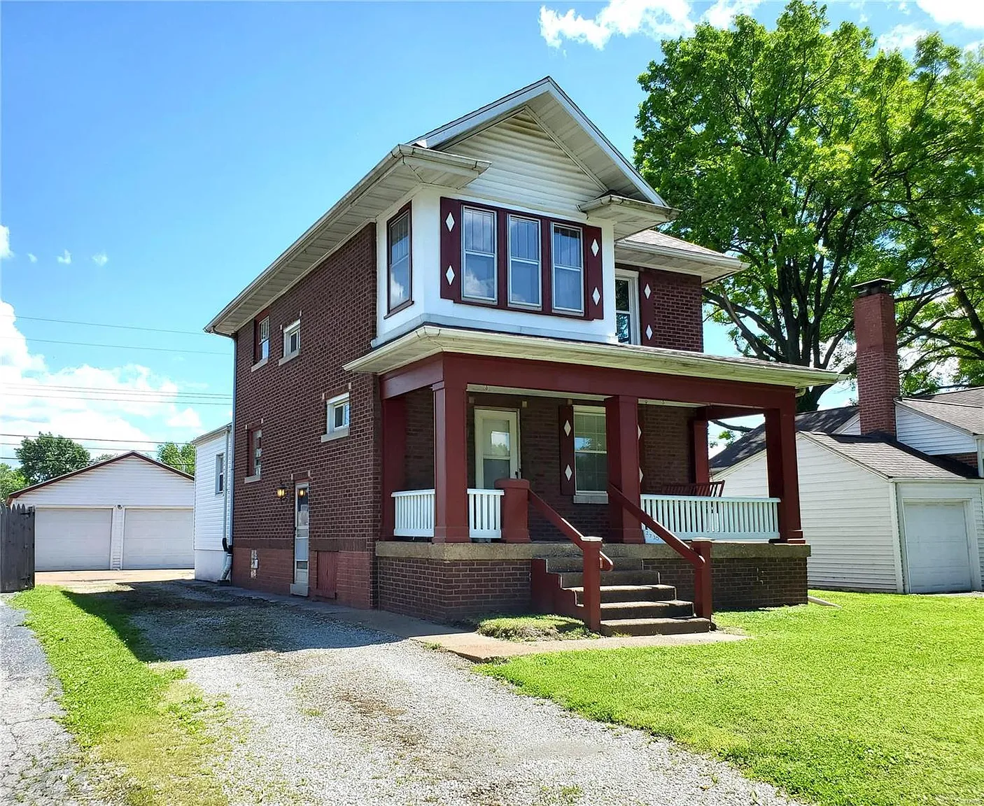 2730 Grand Ave photo 1