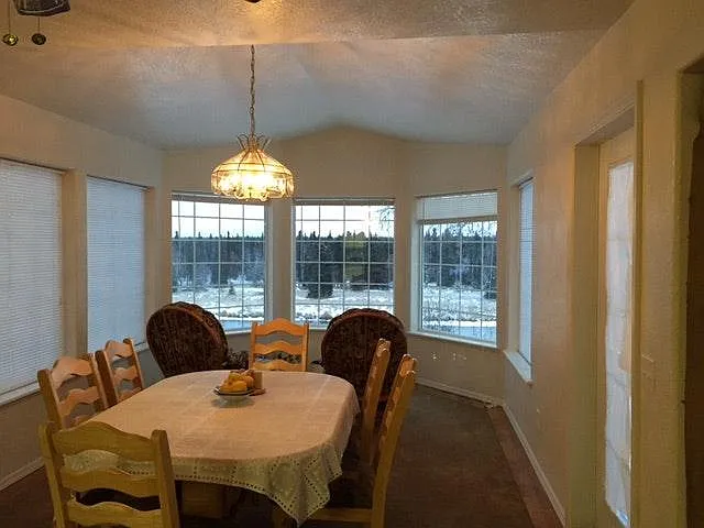450 Endicott Dr — Photo 8