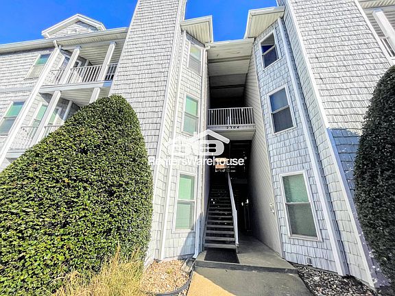 2nd image of 2304 Beach Haven Dr APT 301