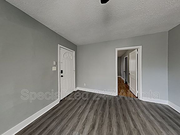 2nd image of 211 Carver Cir NW