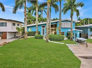 2442 Okeechobee Ln, Fort Lauderdale, FL 33312