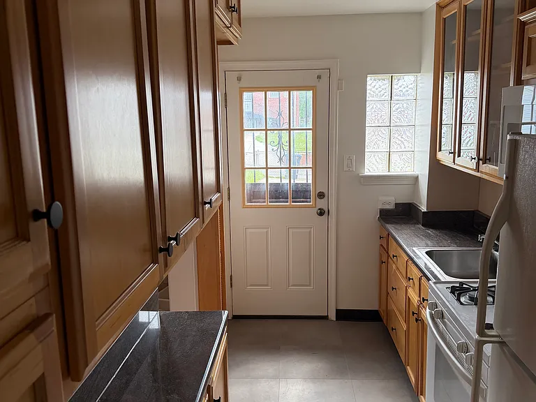 113 56th St SE — Photo 17