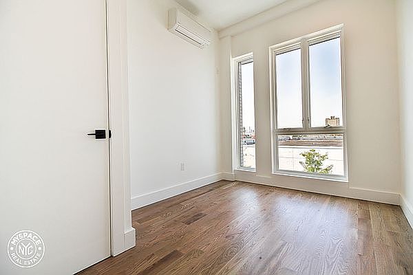1st image of 1530 Putnam Ave #5A