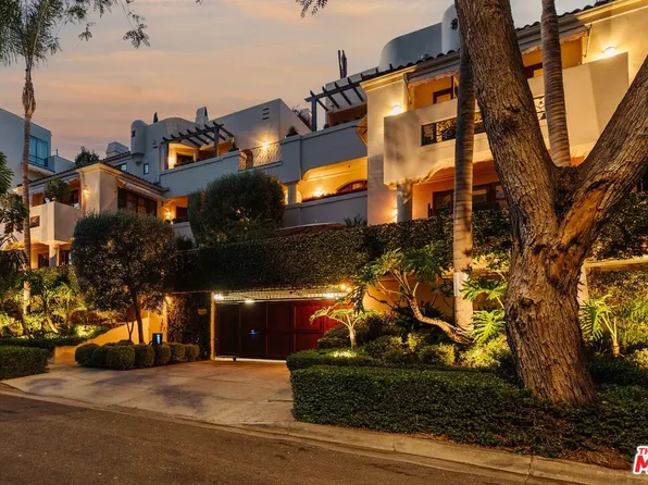 9024 Cynthia St APT 204, West Hollywood, CA 90069