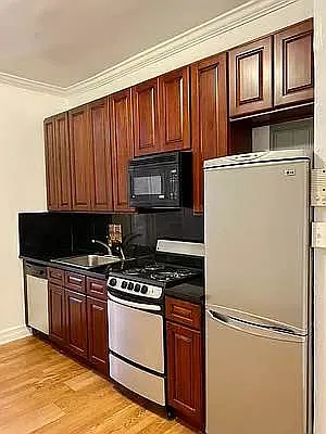 Rented by Oxford Property Group | media 5