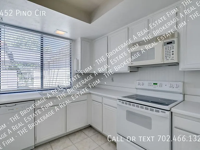 3452 Pino Cir — Photo 26