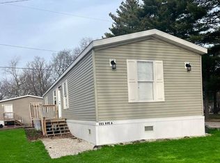 1085 Spring Bay Rd #40R, East Peoria, IL 61611