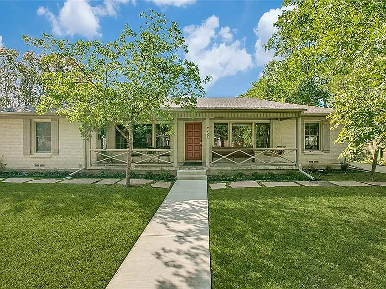 9208 San Fernando Way #9208 — Photo 1