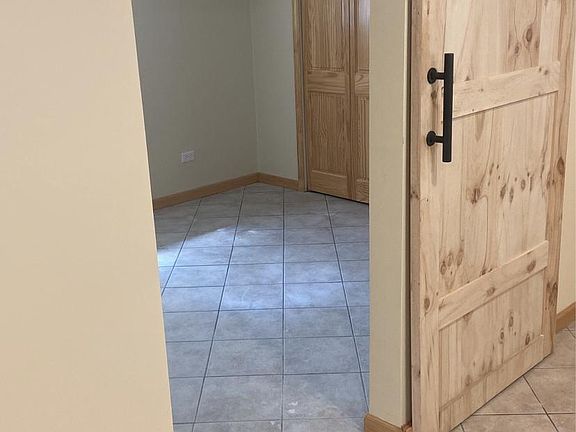 4th image of 3745 N Olcott Ave