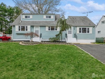 13 Mimi Rd, Old Bridge, NJ, 08857
