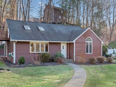 55 Sherwood Rd, Cortlandt Manor, NY, 10567