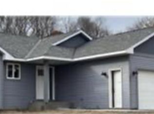 1305 E Aspen Dr, Saint Croix Falls, WI 54024