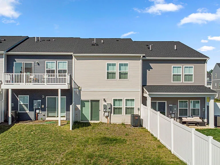 2618 Grey Wolf Ln — Photo 15