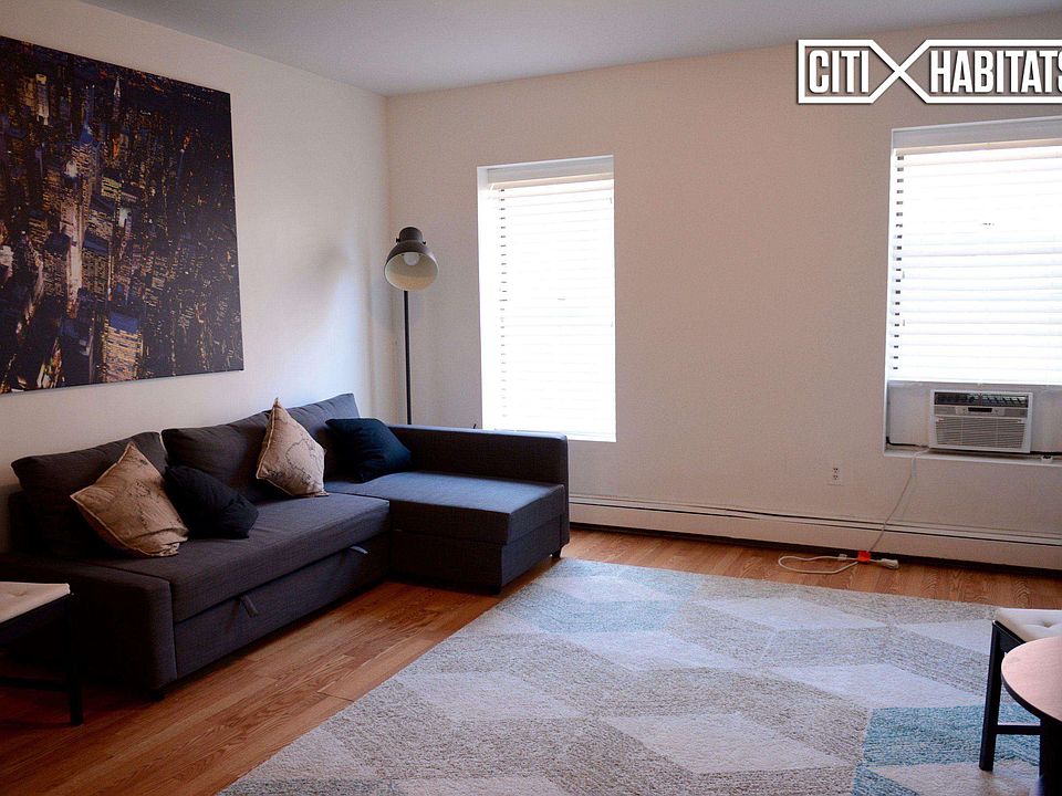 1st image of 286 Saint James Pl APT 3