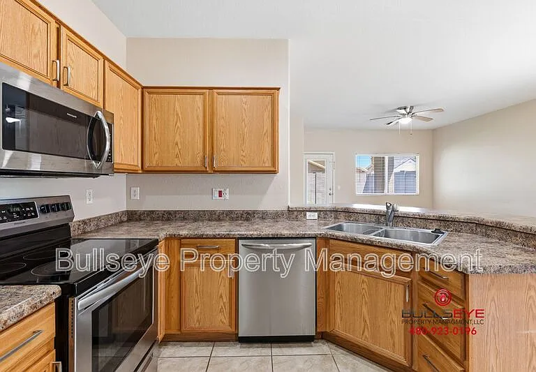 3736 E Woodside Way — Photo 10